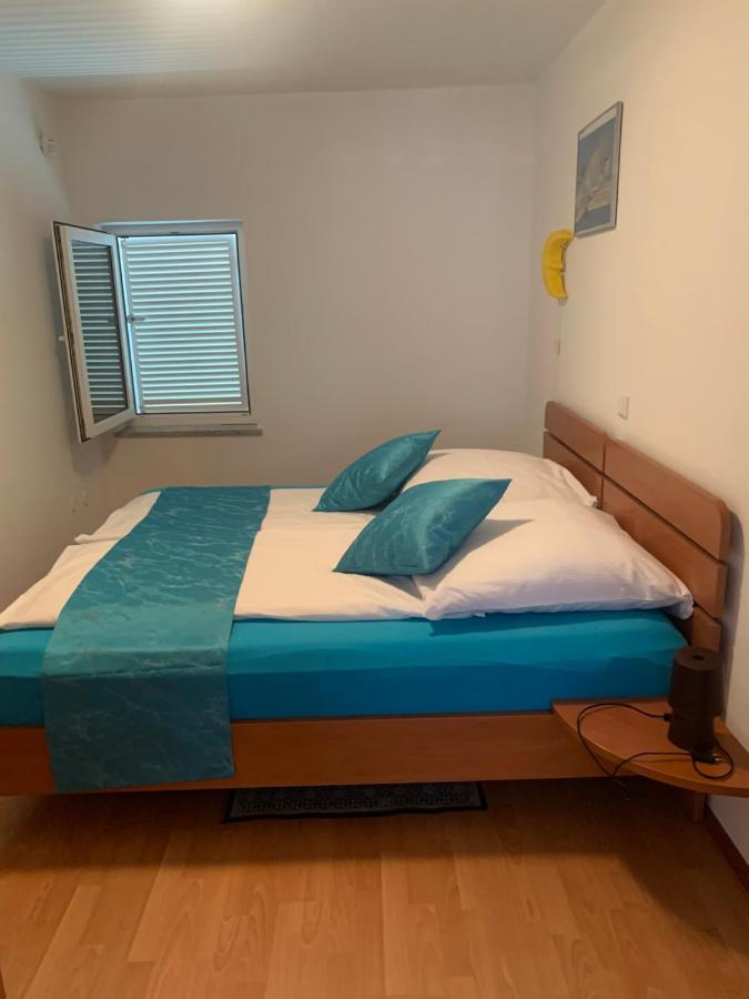 Apartmani Auer Pjescana Uvala Exterior foto