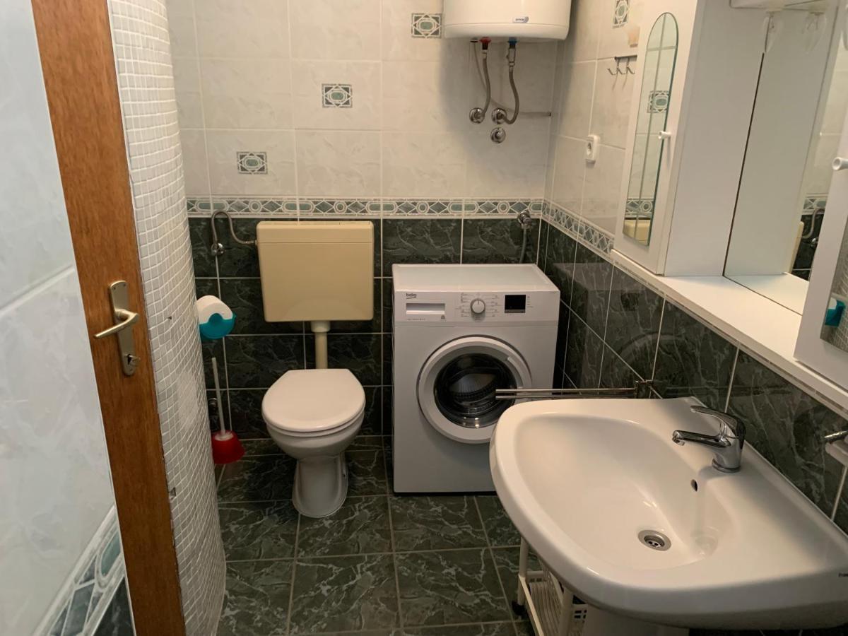Apartmani Auer Pjescana Uvala Exterior foto