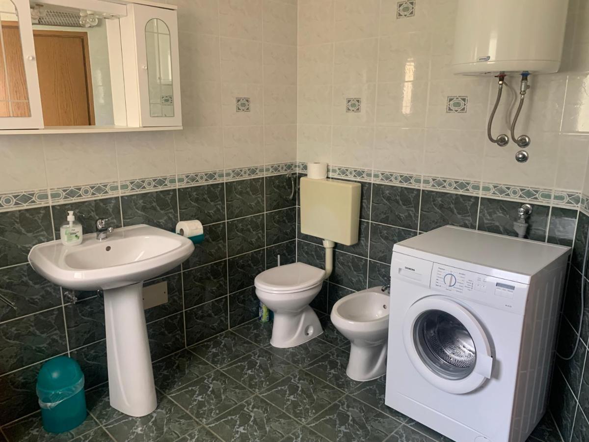 Apartmani Auer Pjescana Uvala Exterior foto