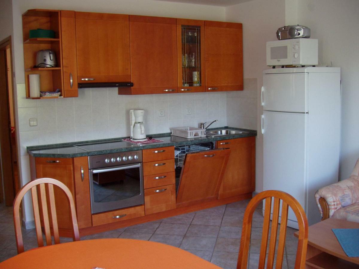 Apartmani Auer Pjescana Uvala Exterior foto