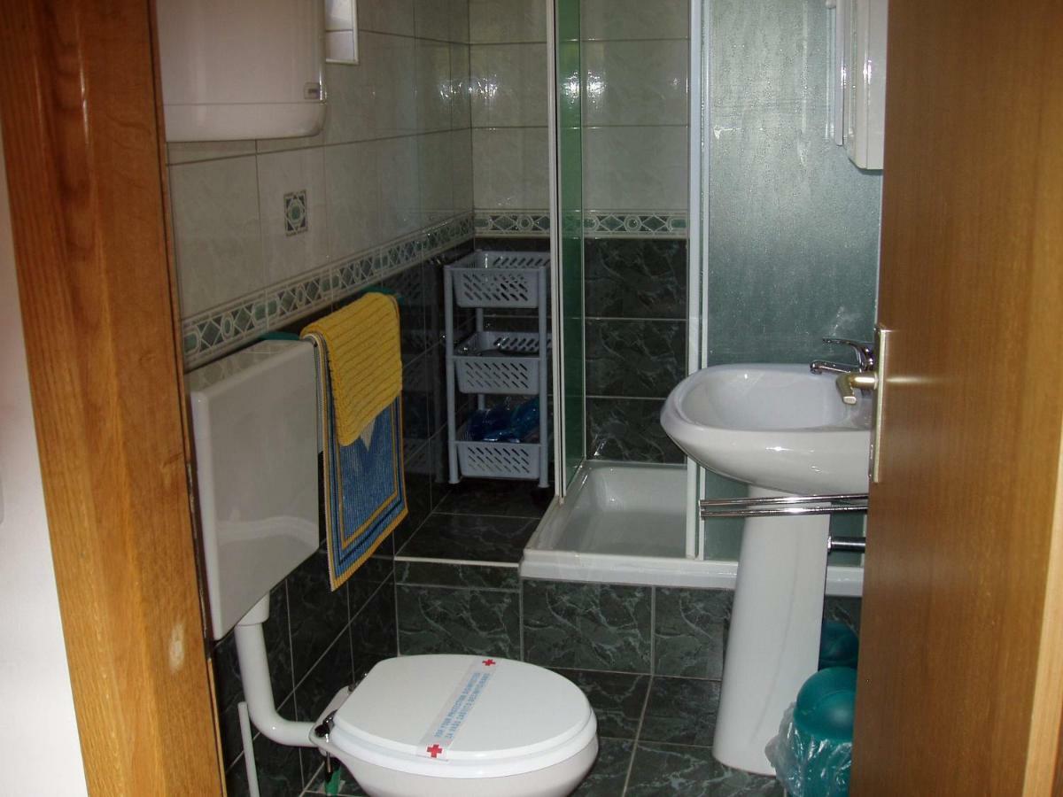 Apartmani Auer Pjescana Uvala Exterior foto