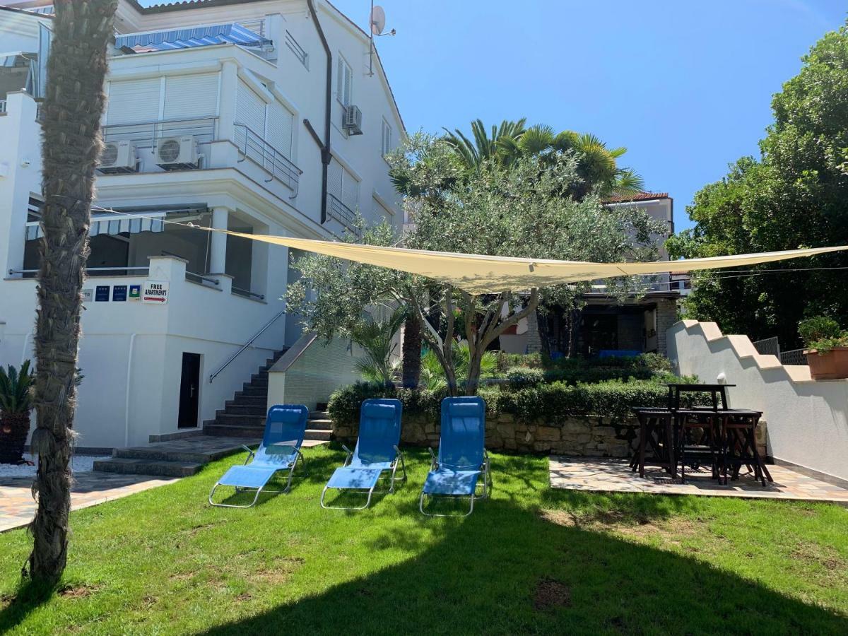 Apartmani Auer Pjescana Uvala Exterior foto